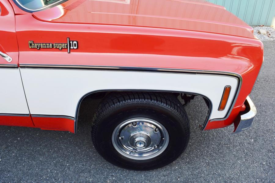 Детали экстерьера Chevrolet C10 Cheyenne Super 1974 года  (фото 119 из 365)